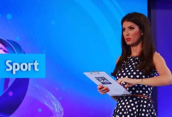 Emmanuel şi Brigitte Macron vizitează astăzi România. Cu ce ţinute a impresionat Prima Doamnă a Franţei până acum!