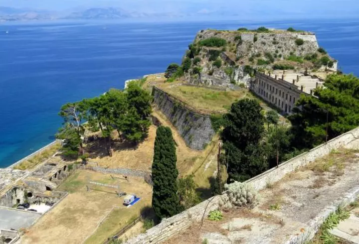 (P) Vacanţa de 1 Mai, în paradisul natural al Deltei Dunării