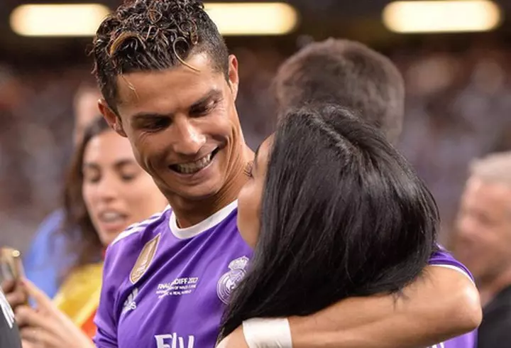 Actorii Chris Pratt şi Anna Faris divorţează după 8 ani de căsătorie