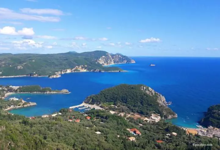(P) Vacanţa de 1 Mai, în paradisul natural al Deltei Dunării