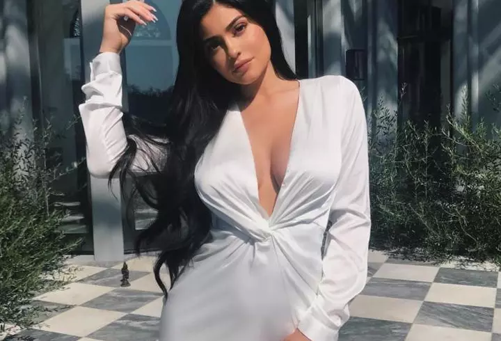 Am provocat vedetele să se joace cu kendama