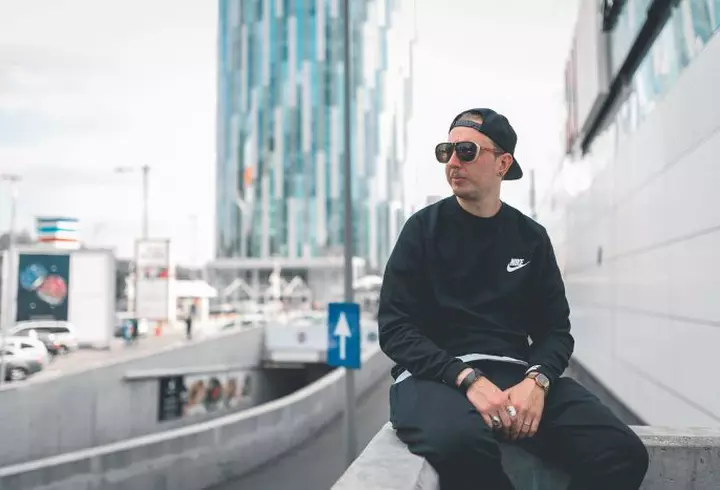 Blogging fără secrete: cu Tatiana Ernuțeanu despre tabieturi, plăceri vinovate și controverse!