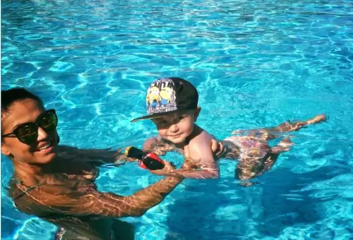 Am provocat vedetele să se joace cu kendama