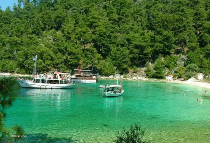 (P) Vacanţa de 1 Mai, în paradisul natural al Deltei Dunării