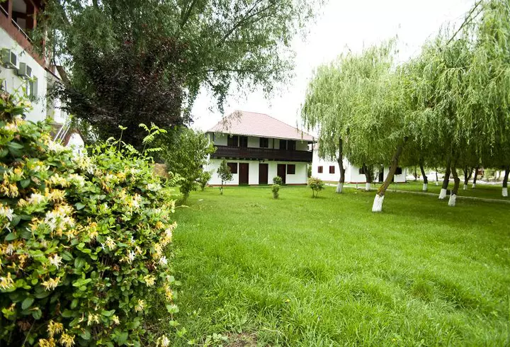 (P) Vacanţa de 1 Mai, în paradisul natural al Deltei Dunării