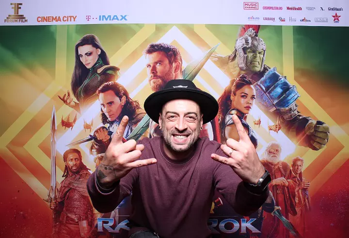 Alina Puşcaş împlineşte 32 de ani! Surpriza de care a avut parte prezentatoarea la miezul nopţii