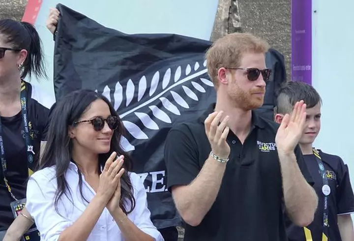 Exclusiv! Elena Băsescu iubeşte din nou! Unde s-a cunoscut cu noul iubit