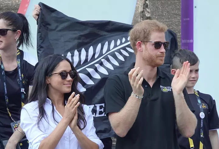 Ce ascunde Anamaria Prodan în geantă