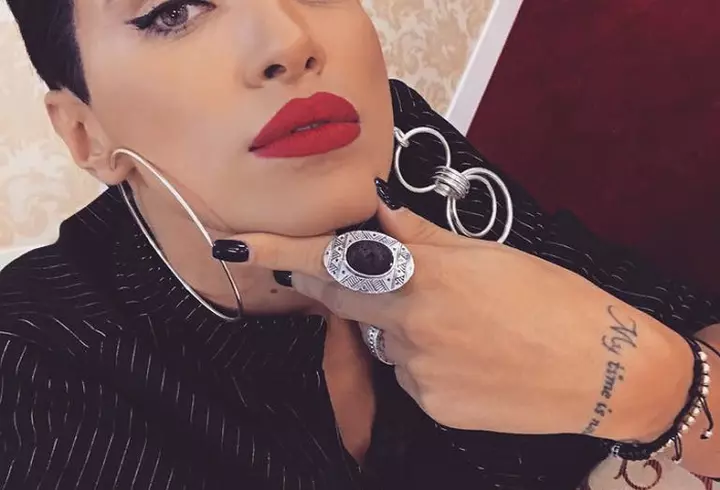 Vedetele își amintesc de prima iubire. Când s-au îndrăgostit prima dată și de cine