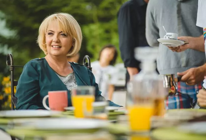 Exclusiv! Elena Băsescu iubeşte din nou! Unde s-a cunoscut cu noul iubit