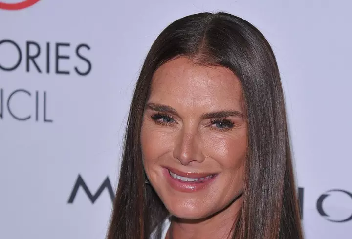 Vedetele își amintesc de prima iubire. Când s-au îndrăgostit prima dată și de cine