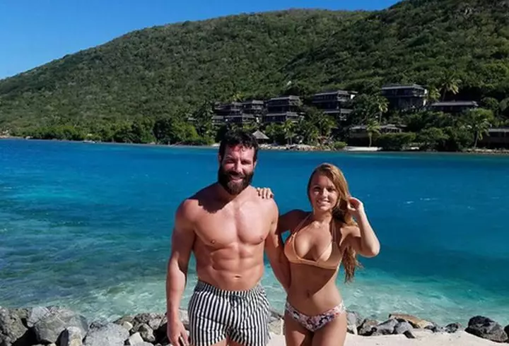 Vedete pe covorul verde la Media Music Awards 2017