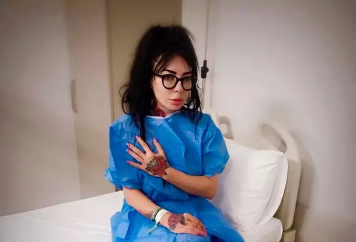 Ce ascunde Anamaria Prodan în geantă