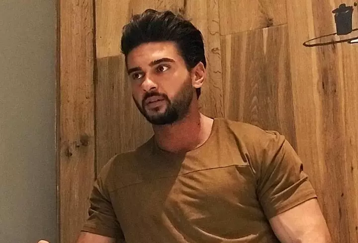 Alina Puşcaş împlineşte 32 de ani! Surpriza de care a avut parte prezentatoarea la miezul nopţii