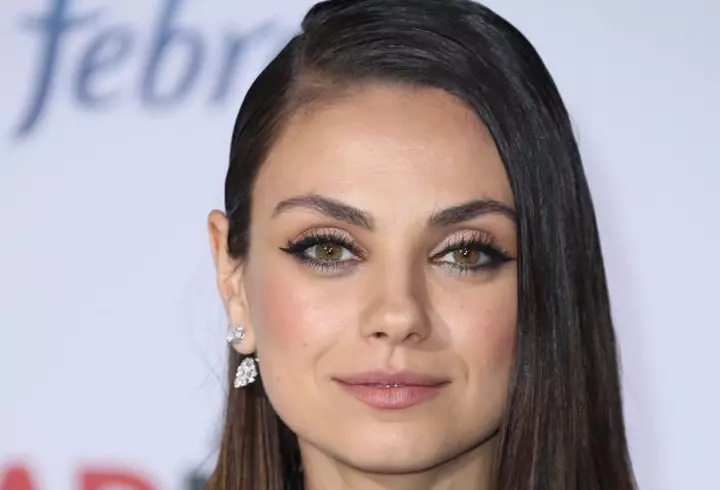 (P) 3 produse cosmetice românești cu care poți preveni îmbătrânirea