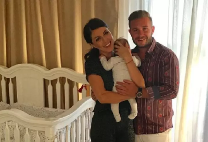 Ce ascunde Anamaria Prodan în geantă