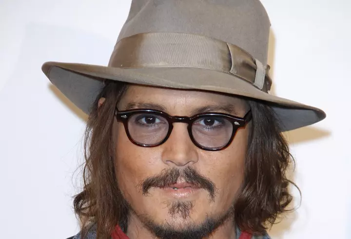 Vedetele își amintesc de prima iubire. Când s-au îndrăgostit prima dată și de cine