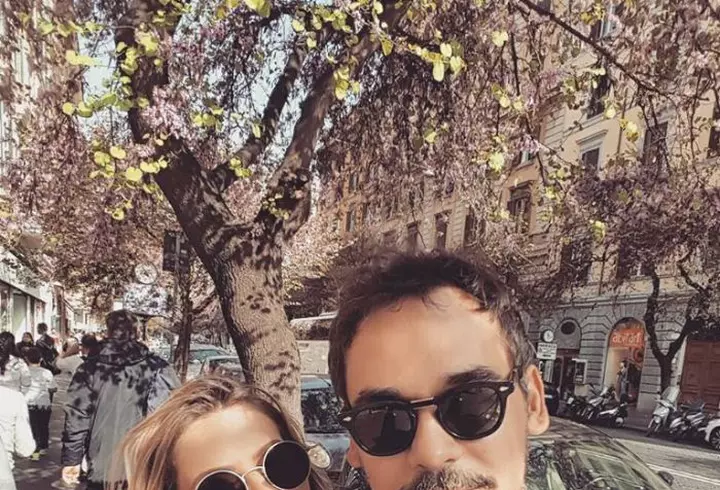 Vedetele își amintesc de prima iubire. Când s-au îndrăgostit prima dată și de cine