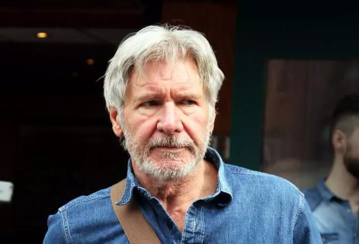 Motivul pentru care Delia îşi ascunde părul natural în spatele perucilor! S-a ferit să o spună până acum