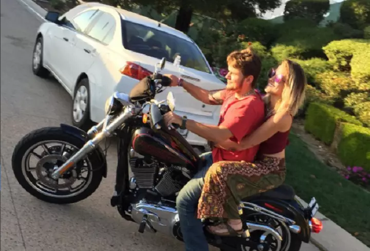 (P) Andra va susține un concert extraordinar de colinde în beneficiul Hope and Homes for Children la Ateneul Român