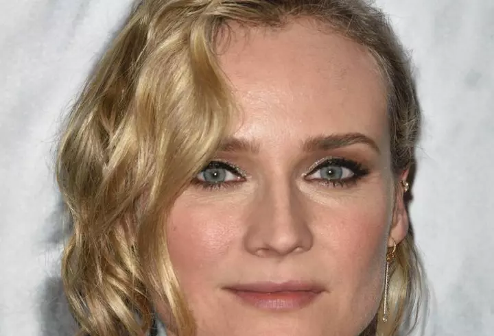 (P) 3 produse cosmetice românești cu care poți preveni îmbătrânirea