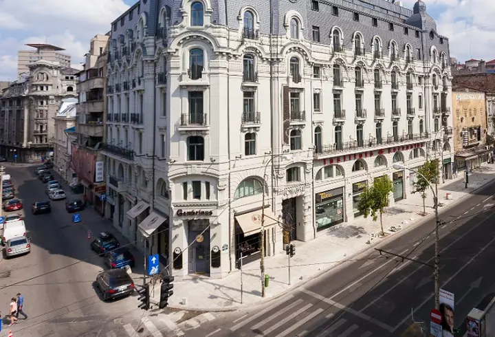 Alexandra Dinu și Adrien Brody, în România! Actorul american s-a îndrăgostit