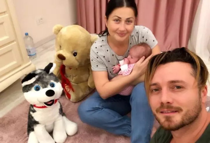 Adina Alberts, chirurg estetician: operația de care Hillary Clinton are nevoie urgent