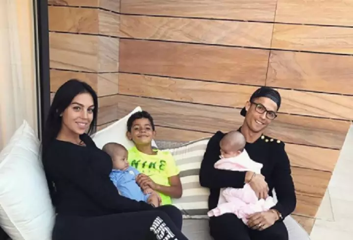 (P) Un Crăciun Magic by FREYWILLE