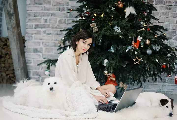 Vedetele ne-au spus care este colindul lor preferat!