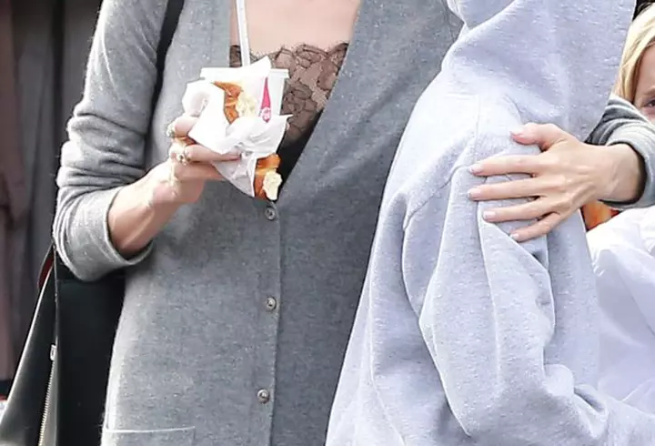 Actorul Dwayne Johnson va deveni tată pentru a treia oară