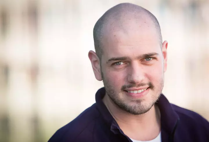 Ce amintiri au vedetele de la începuturile în muzică - EXCLUSIV