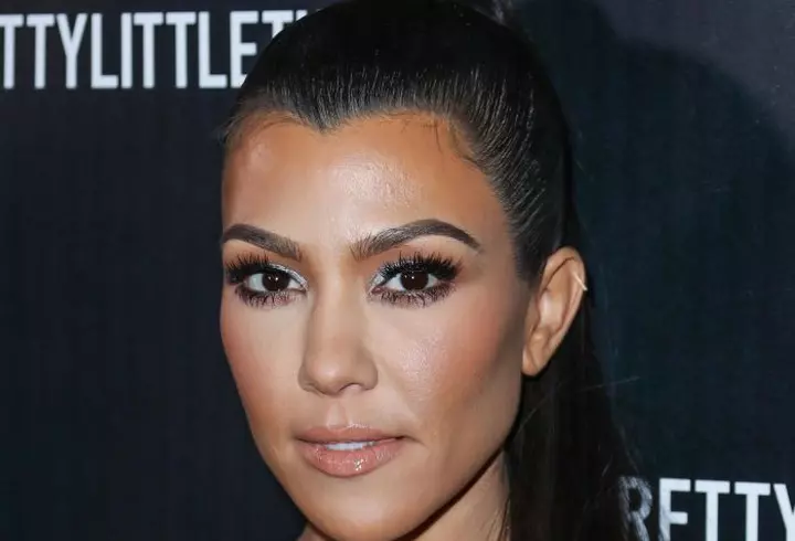 Pudra bronzantă: cea mai simplă metodă de aplicare