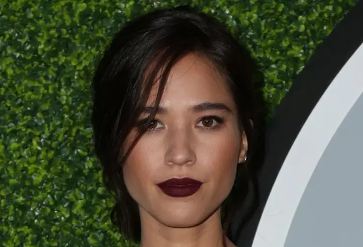 Pudra bronzantă: cea mai simplă metodă de aplicare