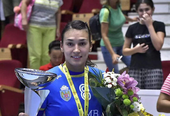 Decizia Mădălinei Ghenea după ce a fost aspru criticată de fanii săi