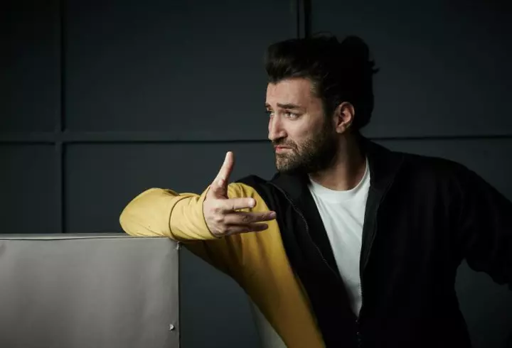 Ce amintiri au vedetele de la începuturile în muzică - EXCLUSIV