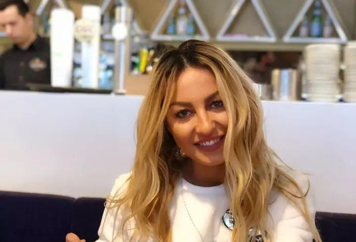 Reteță de căpșuni în ciocolată, răsfăț de Valentine`s Day!