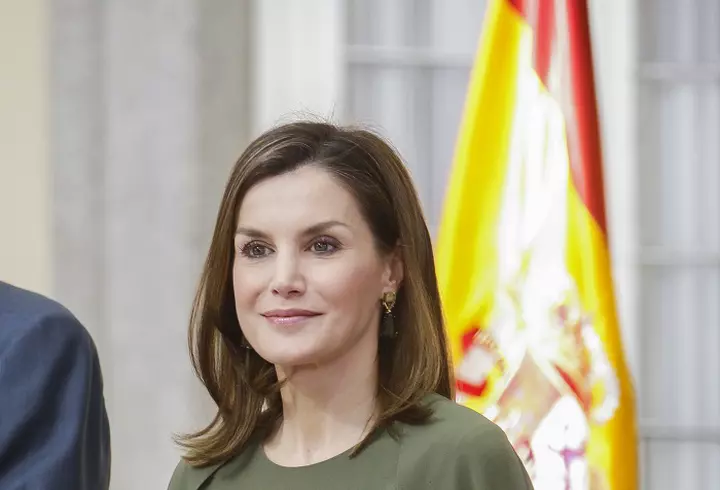 Elena Băsescu a plecat din țară împreună cu iubitul, după ce s-a aflat că e însărcinată