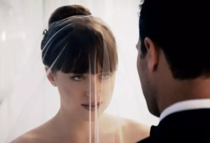 EXCLUSIV | 5 întrebări și 5 răspunsuri despre iubire de la 5 vedete