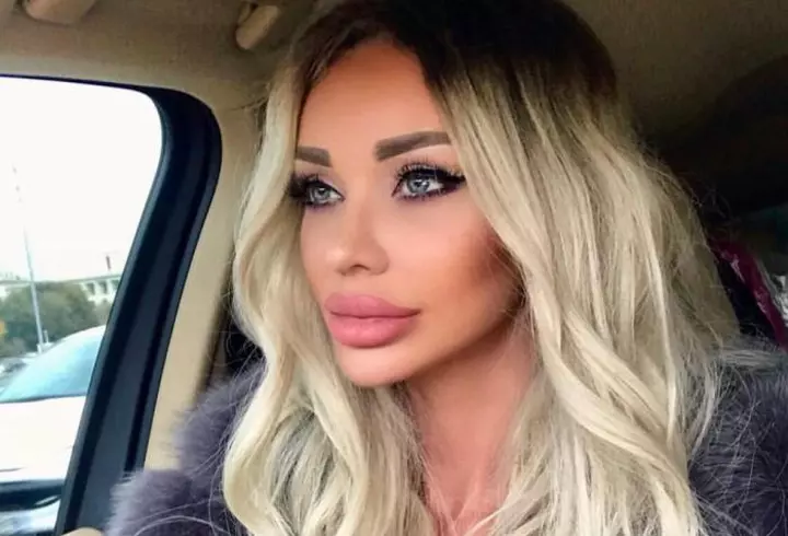 Monica Bârlădeanu, despre viaţa înainte de celebritate: "Provin dintr-o familie religioasă. M-aş fi măritat cu preotul satului!"