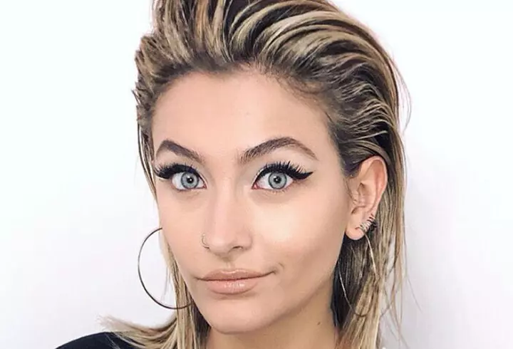 Ce culoare de păr se poartă primavara aceasta şi cum să faci suviţe perfecte