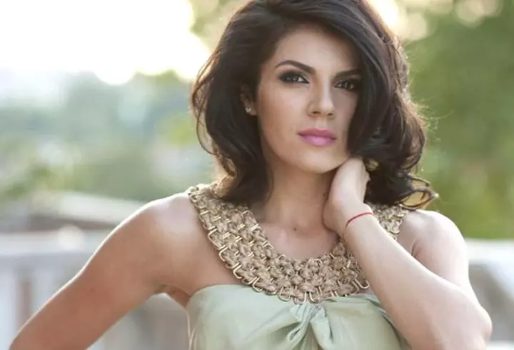 Ce sport practică Roxana Ciuhulescu pentru a-și menține un tonus bun chiar și în șase luni de sarcină | FOTO & VIDEO