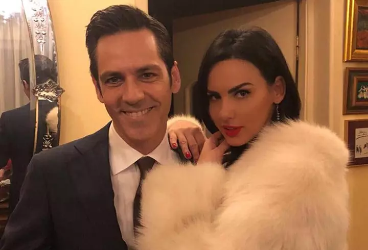 Primele declaraţii ale Elenei Udrea după ce a pierdut unul dintre gemeni: "Aşa a vrut Dumnezeu!"