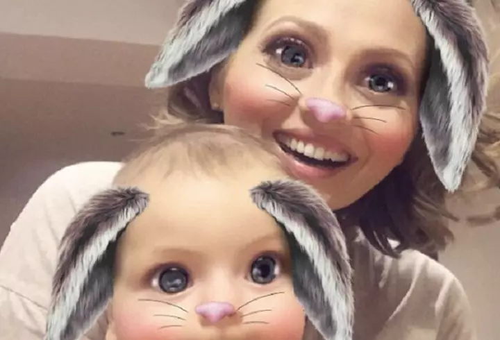 Ce culoare de păr se poartă primavara aceasta şi cum să faci suviţe perfecte