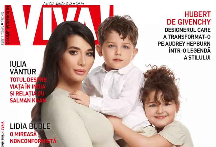 Ariana Grande are atacuri de anxietate şi izbucneşte des în plâns. Care e cauza