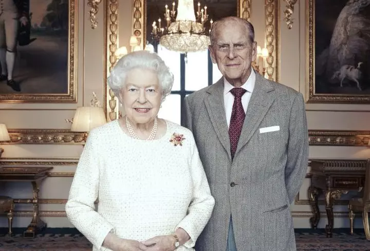 Kate Middleton, style icon pe timpul sarcinii. E o gravidă şic