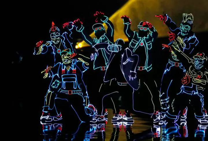 Rivali sau prieteni? Care este relația dintre The Motans și Carla`s Dreams