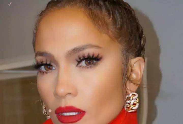 (P) Corecția și îndepărtarea ridurilor, regina procedurilor estetice