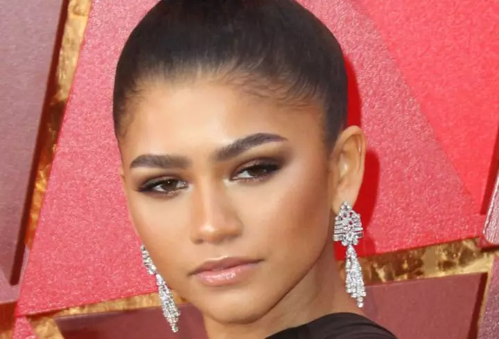 (P) Corecția și îndepărtarea ridurilor, regina procedurilor estetice