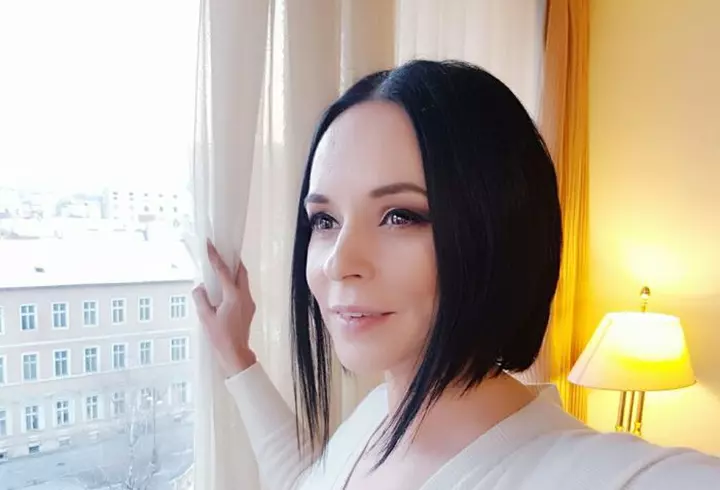 Sore s-a mutat în casă nouă. De ce a schimbat patru case în ultimii trei ani și cum arată noul apartament