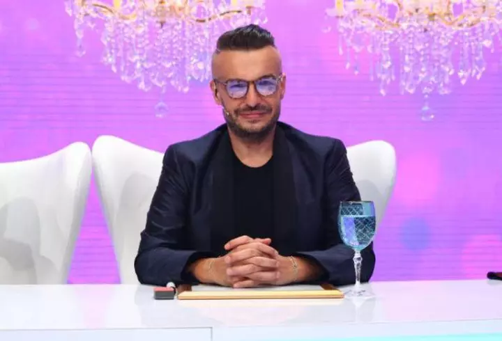 Sore s-a mutat în casă nouă. De ce a schimbat patru case în ultimii trei ani și cum arată noul apartament